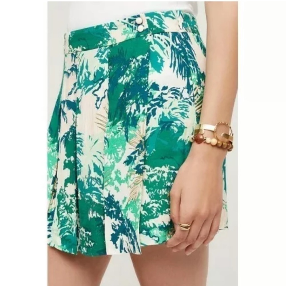 Anthropologie Elevenses green Kadu shorts skort